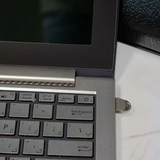 فلش مموری اپیسر مدل Apacer AH11G USB 2.0 ظرفیت 64 گیگابایت