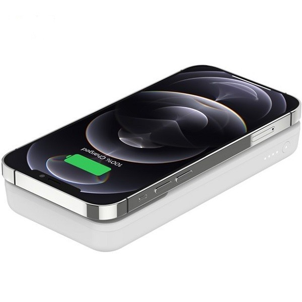 پاوربانک بلکین مدل BoostCharge BPD001bt ظرفیت 10000 میلی‌آمپر