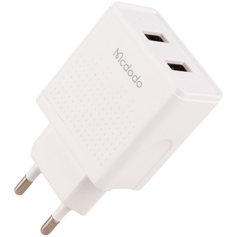 شارژر دیواری 12W دو پورت مک دودو مدل CH-3970 به همراه کابل USB به lightening